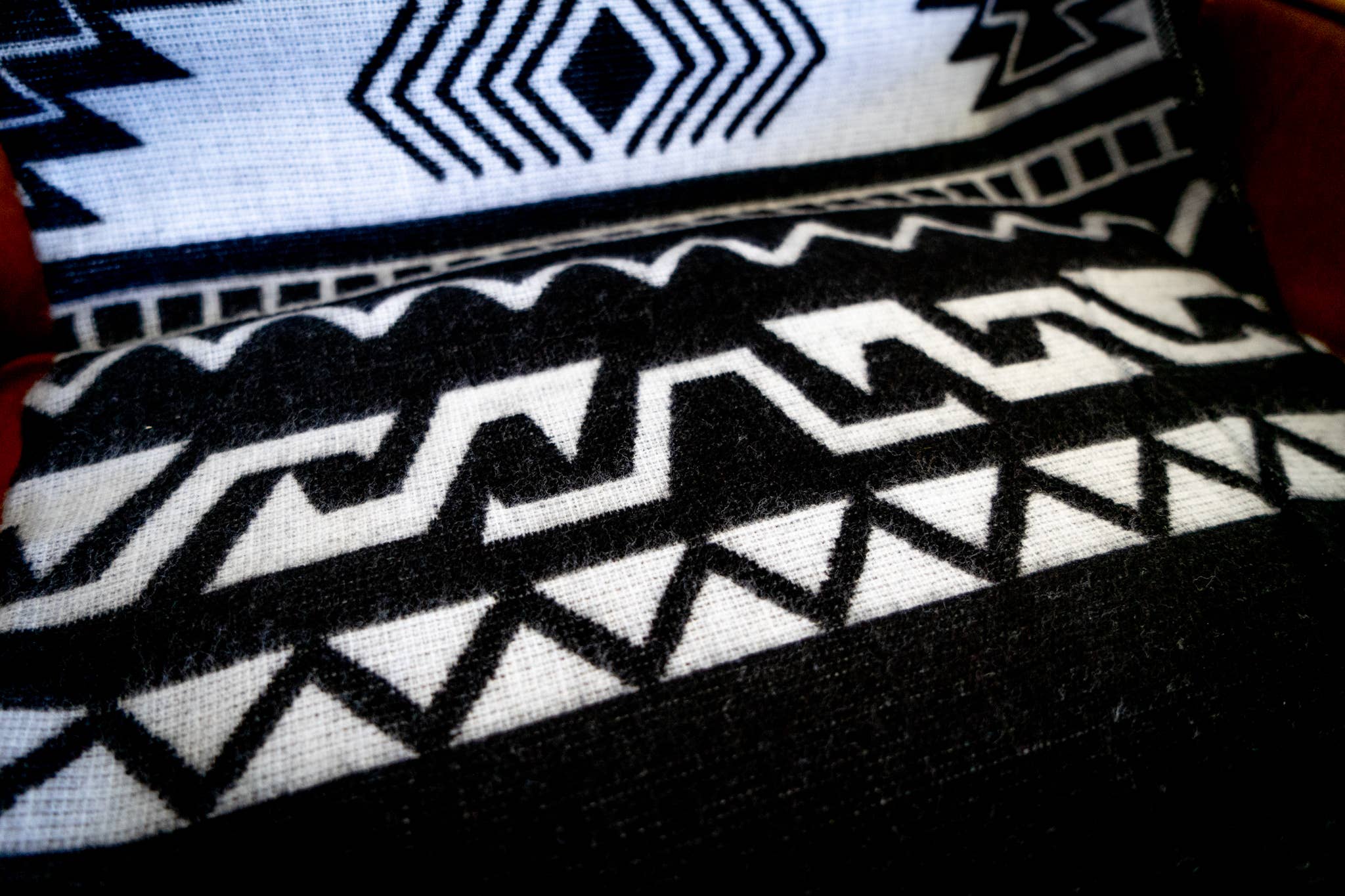 Alpaca Wool Blanket - Black & White