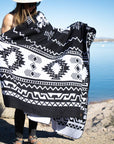 Alpaca Wool Blanket - Black & White